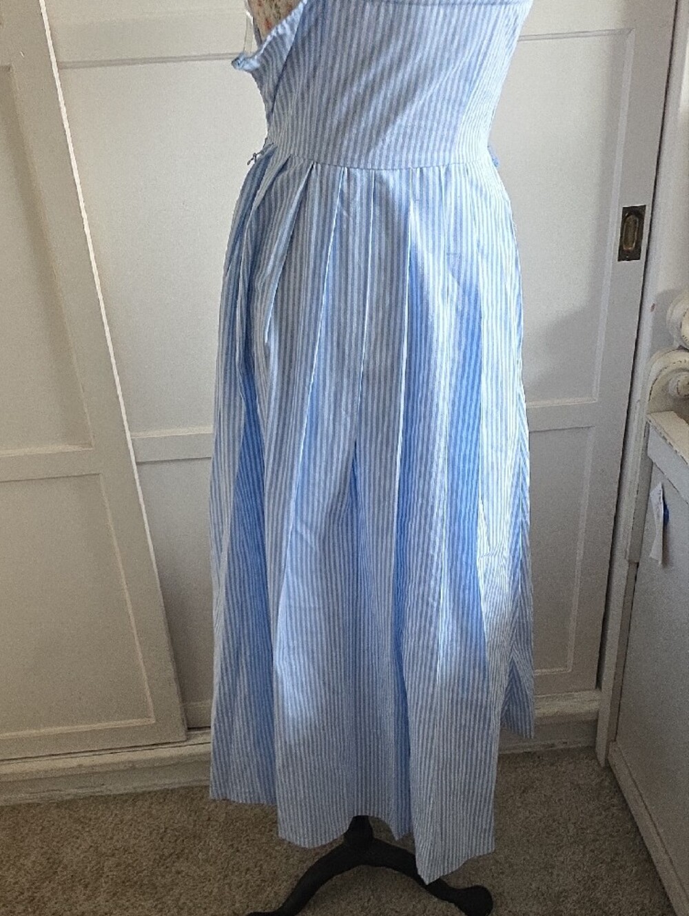 Light Blue Striped Spaghetti Strap Maxi Dress Size 2 - Picture 7 of 11